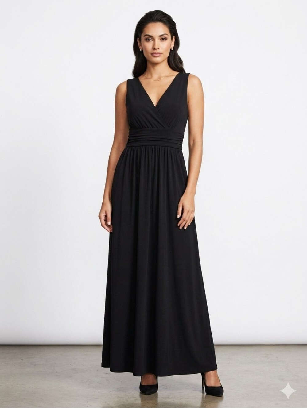 Digital Black Sleeveless V-Neck Elastic Waist Maxi Dress Size Small